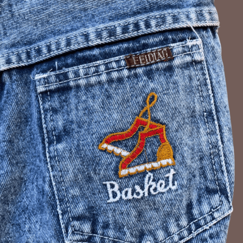 FEIDIAO Acid Wash Jeans | Embroidered “Basket” | Size 4 | Vintage - Picture 4 of 5